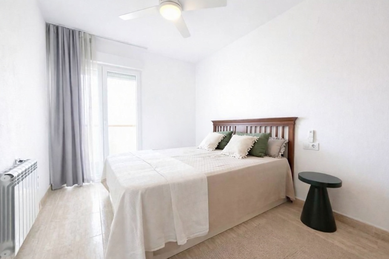 Chalet con acceso directo a playa en Orihuela — Dormitorio