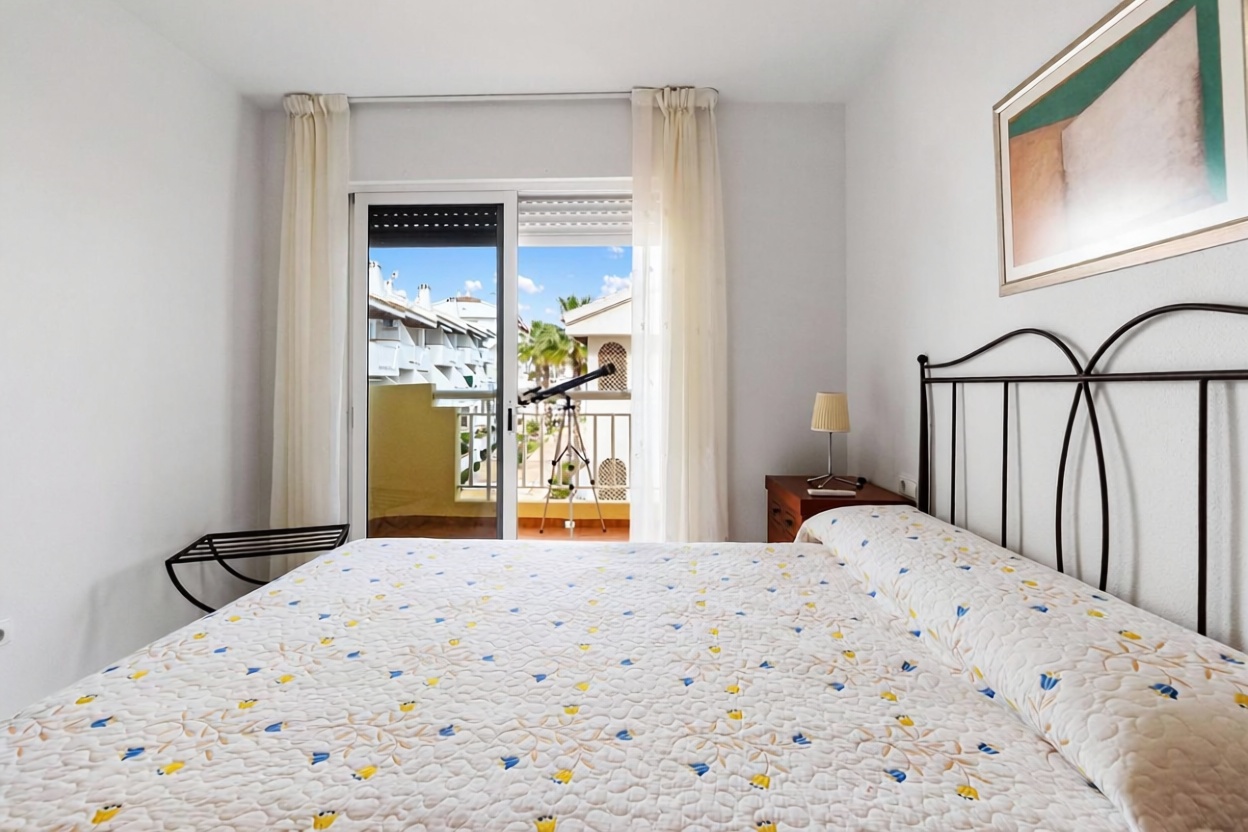 Wohnung in erste Strandlinie in Orihuela — Schlafzimmer