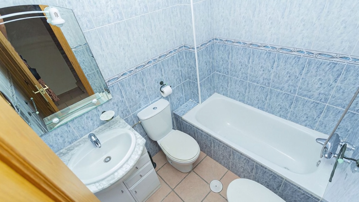 Chalet con acceso directo a playa en Pilar de la Horadada — Dormitorio