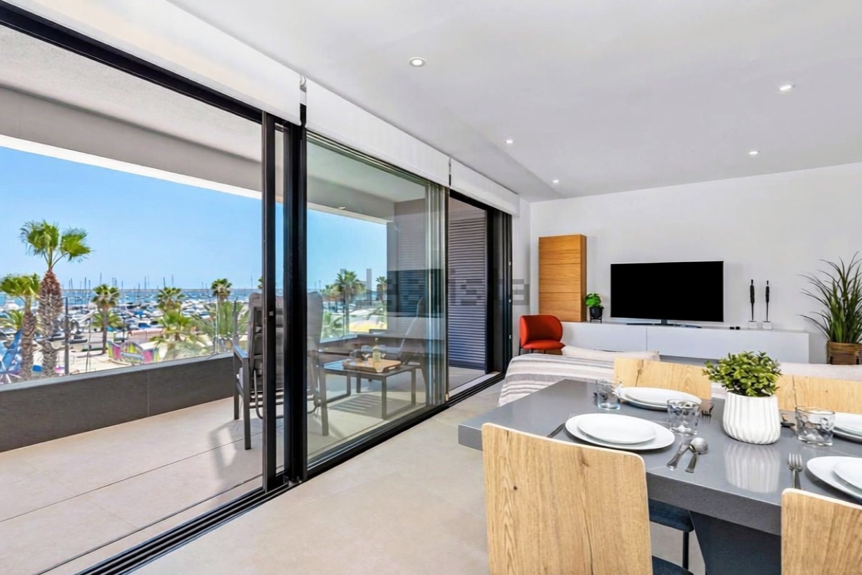 Apartamento em primeira linha de praia em San Pedro del Pinatar — Terraço mar