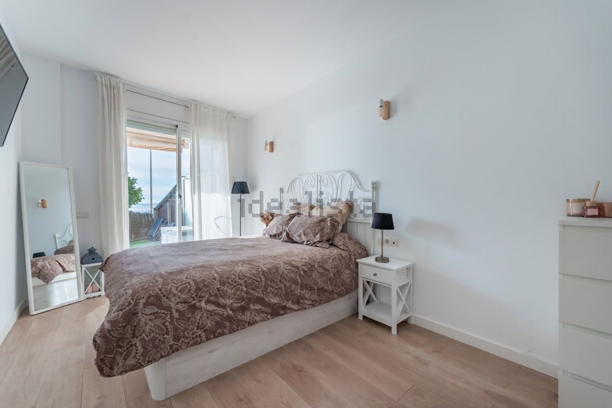 Appartement à vendre pieds dans l'eau à Cubelles — Chambre
