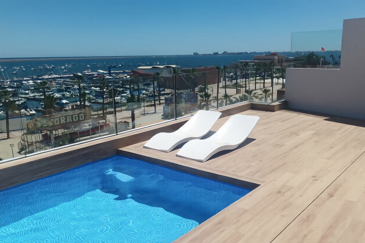 Ático en primera línea de mar en San Pedro del Pinatar