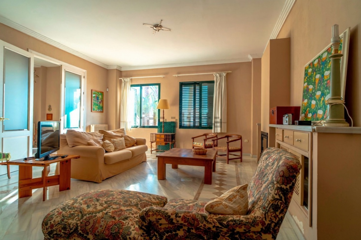 Chalet con acceso directo a playa en San Javier — Salón