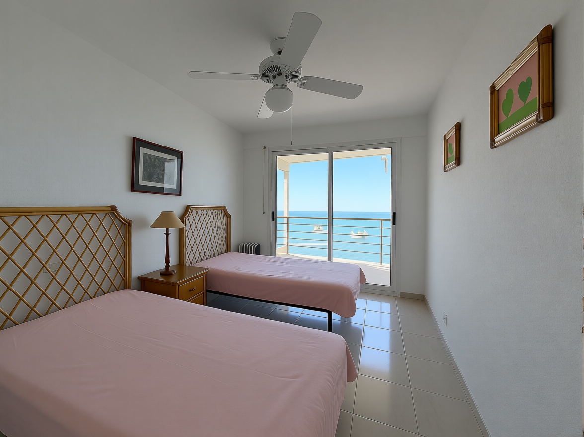 Piso en primera línea de playa en San Javier — Dormitorio