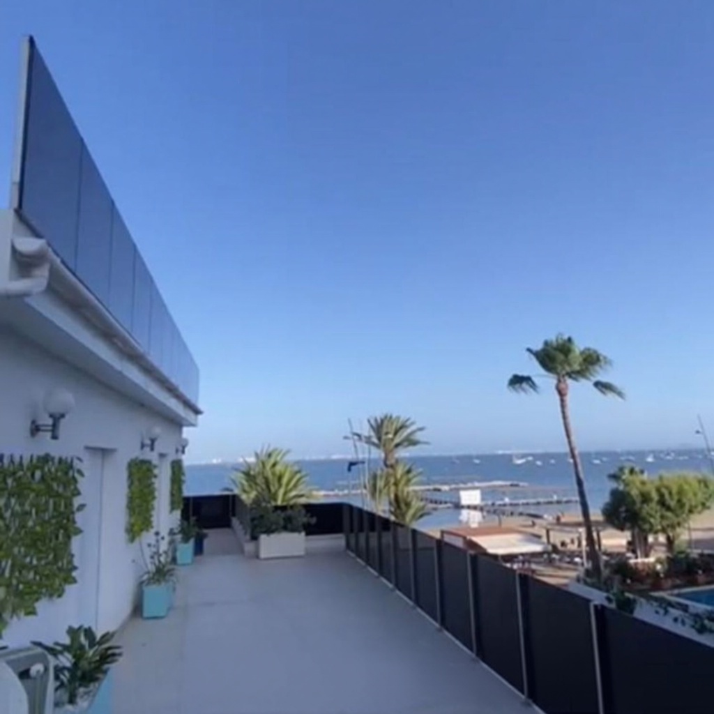 Dúplex en primera línea de playa en San Javier — Terraza mar