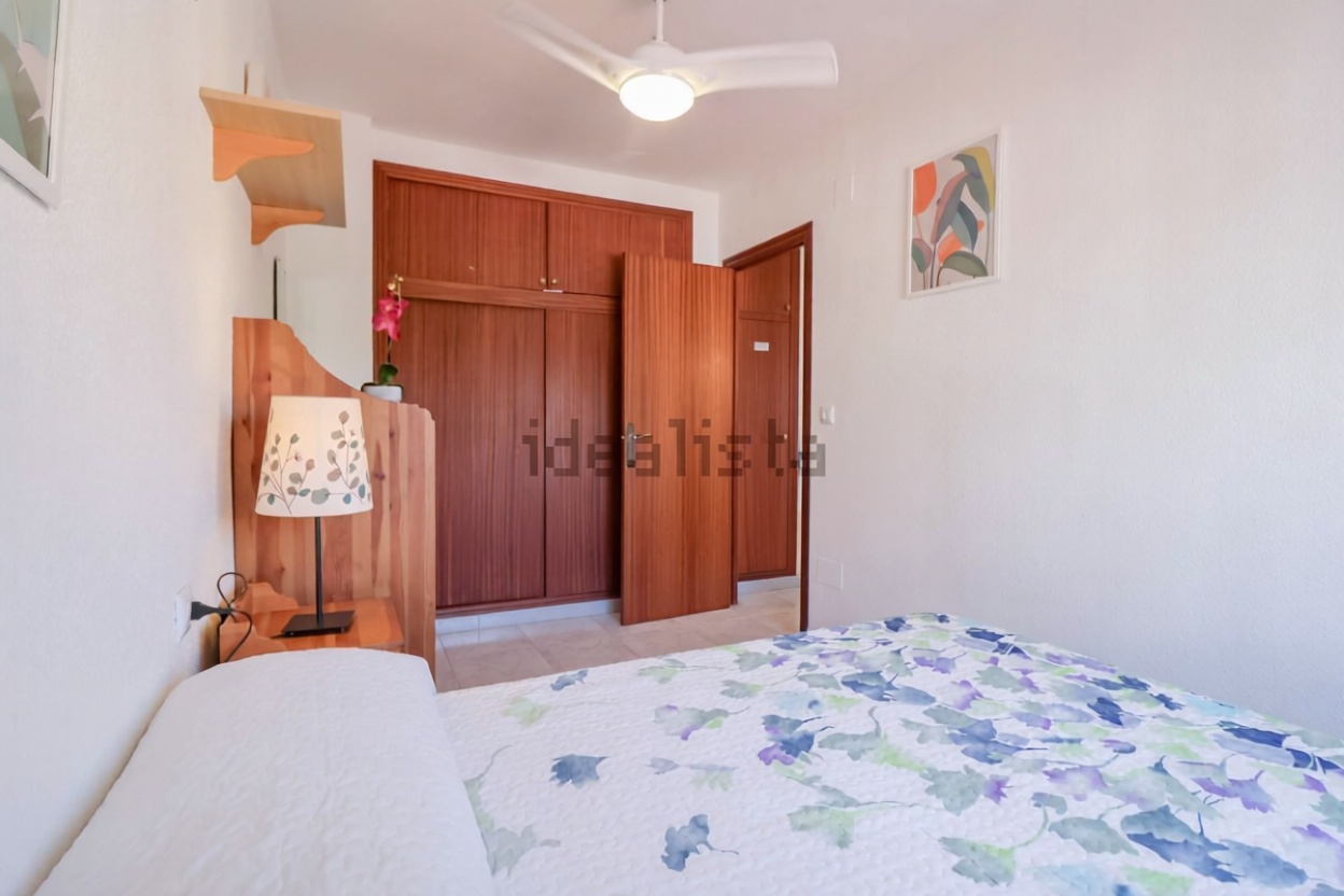 Dúplex en primera línea de playa en Los Alcázares — Dormitorio