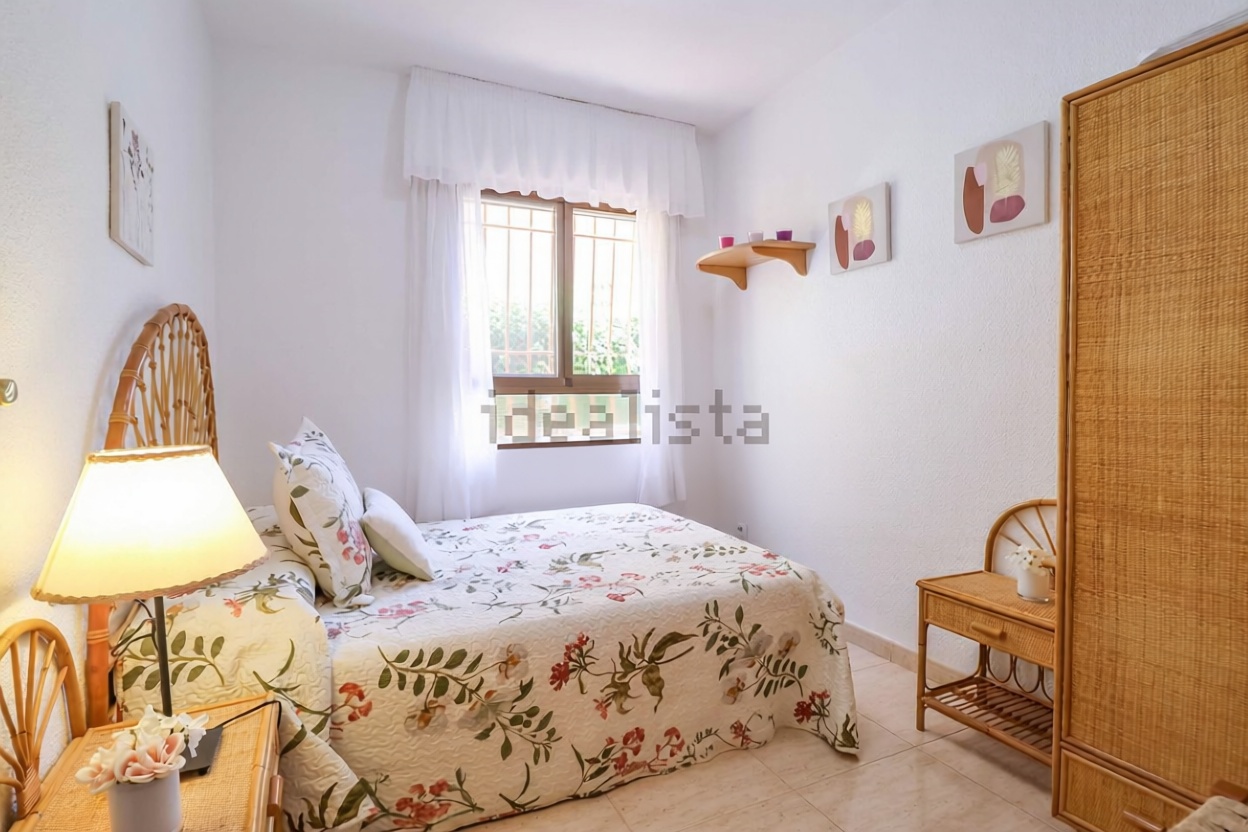Dúplex en primera línea de playa en Los Alcázares — Dormitorio