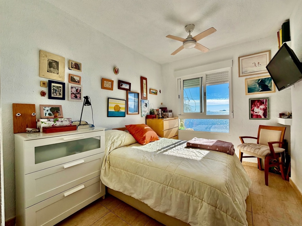 Appartement en première ligne de plage à Los Alcázares — Chambre