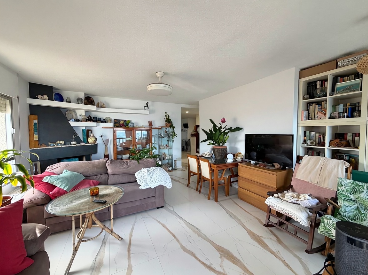 Appartement en première ligne de plage à Los Alcázares — Séjour