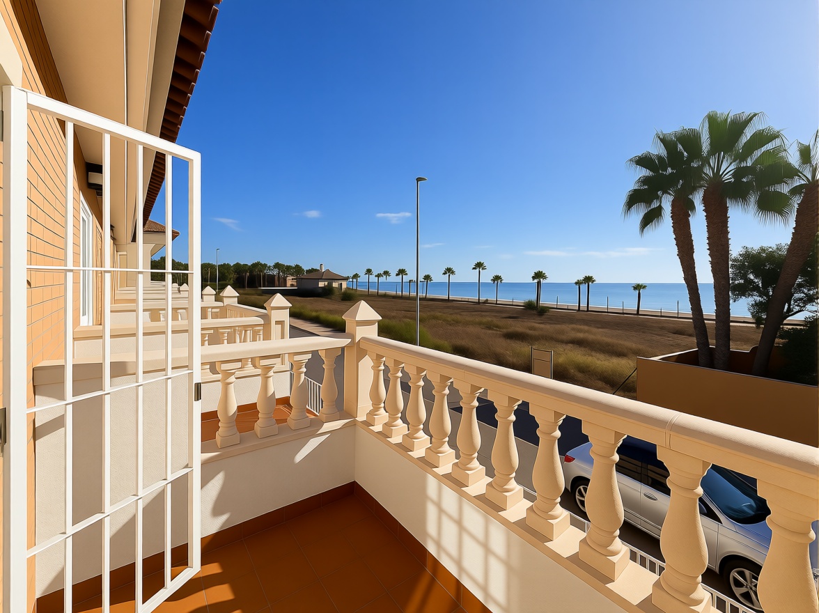 Chalet com acesso direto à praia em Los Alcázares