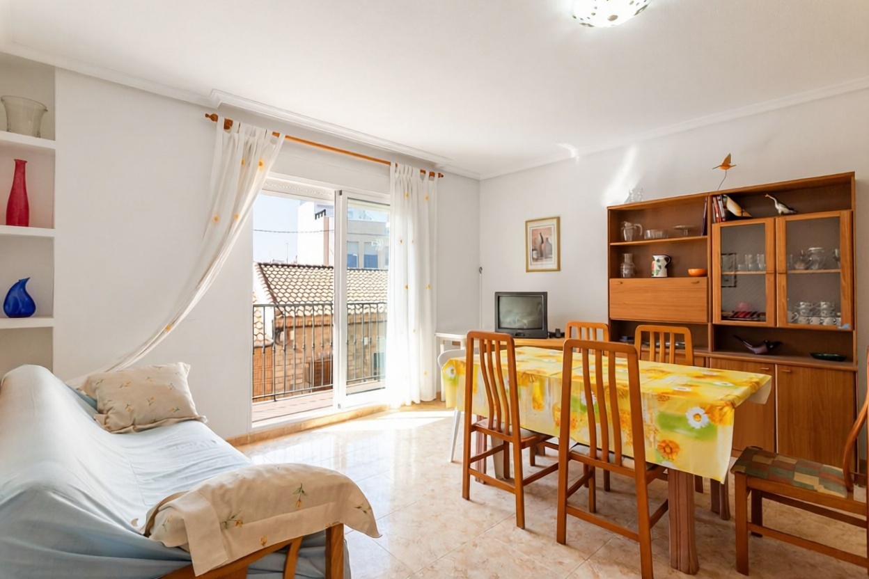Wohnung in erste Strandlinie in Los Alcázares — Wohnzimmer