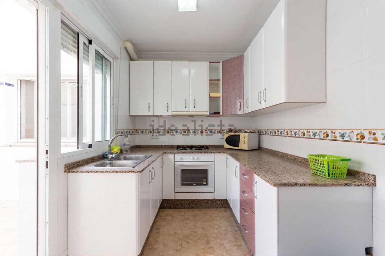 Wohnung in erste Strandlinie in Los Alcázares — Küche