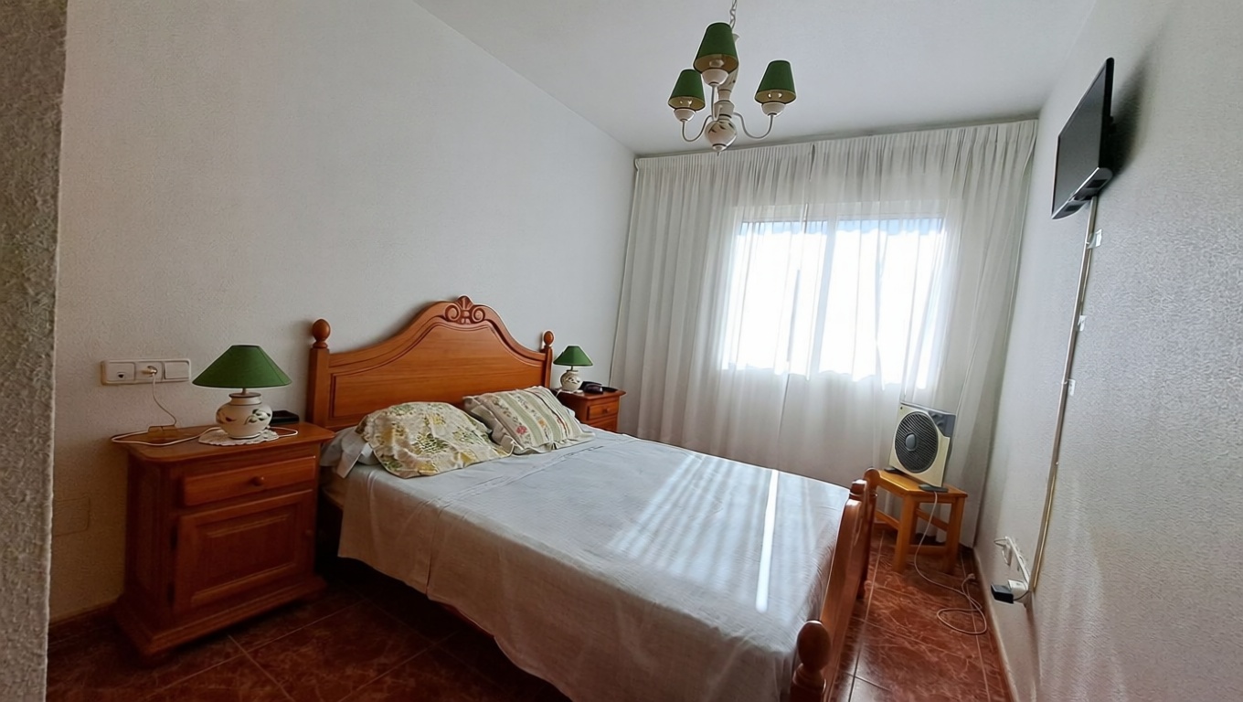 Appartement en première ligne de plage à Los Alcázares — Chambre
