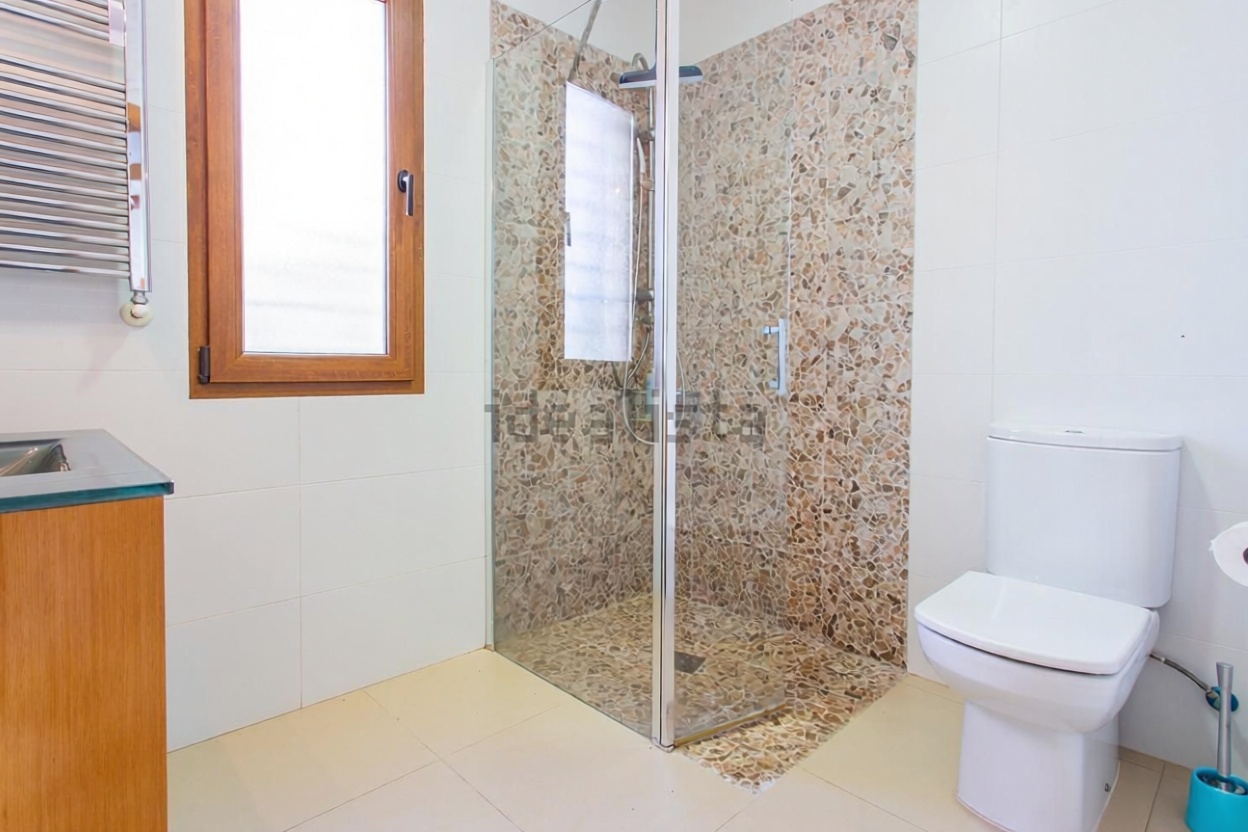Chalet com acesso direto à praia em Cartagena — Casa banho