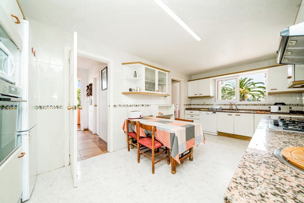 Chalet con acceso directo a playa en La Manga del Mar Menor — Baño