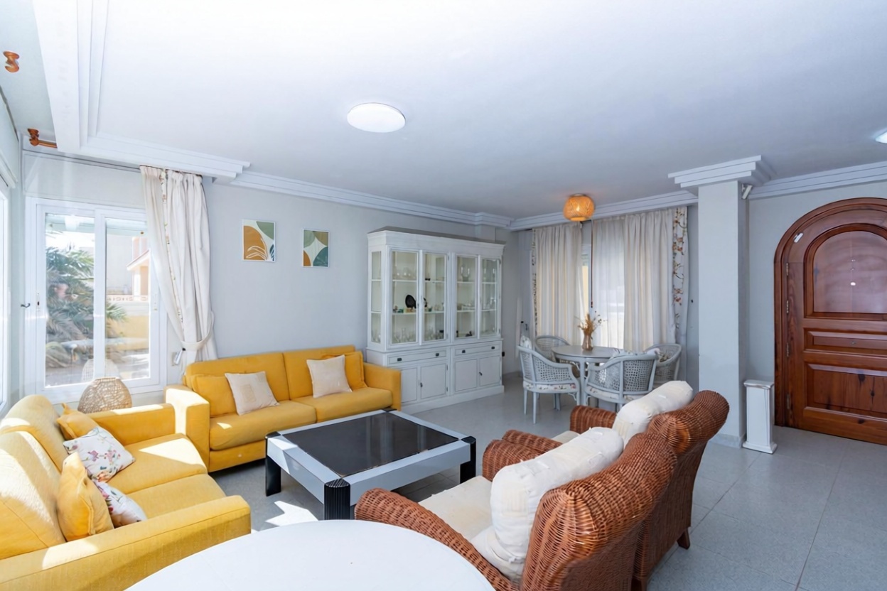 Chalet com acesso direto à praia em La Manga del Mar Menor — Cozinha