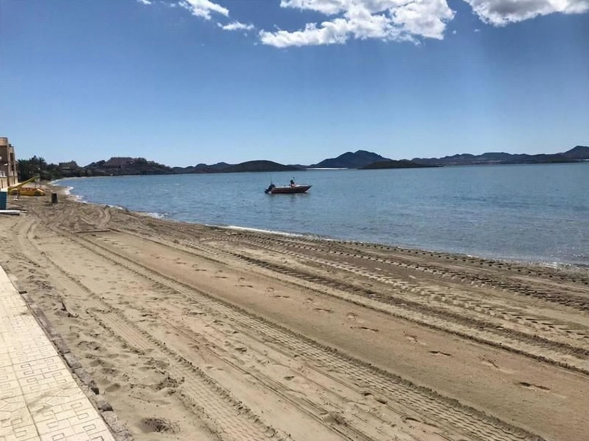 Wohnung in erste Strandlinie in La Manga del Mar Menor — Meerblick