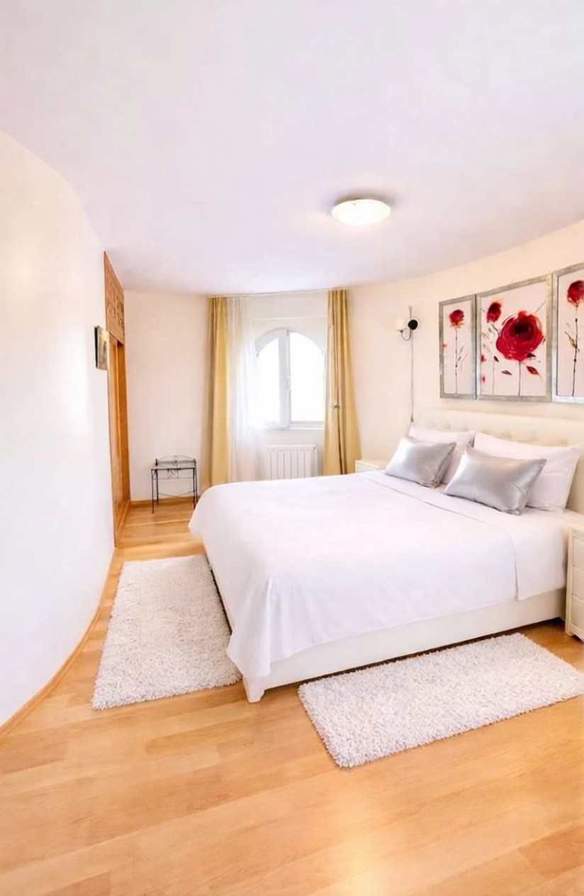 Chalet with direct beach access in La Manga del Mar Menor — Bedroom