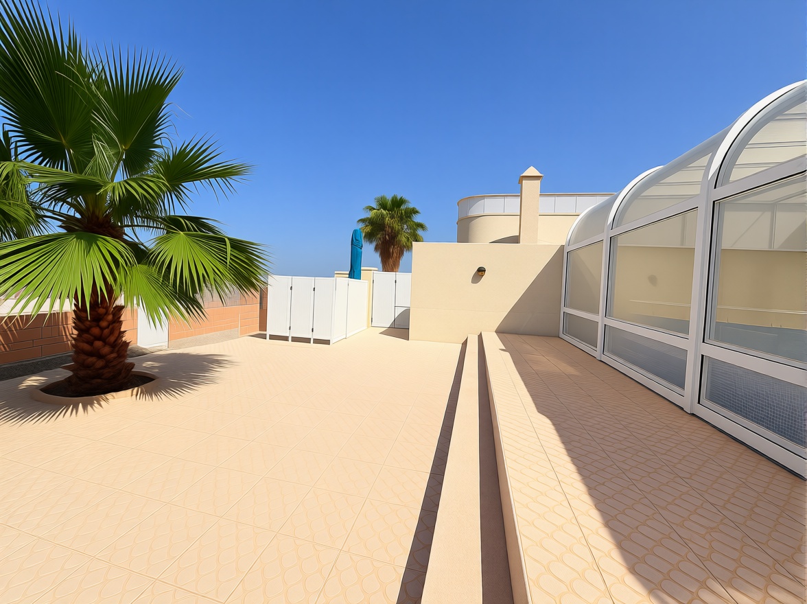 Chalet with direct beach access in La Manga del Mar Menor — Sea terrace