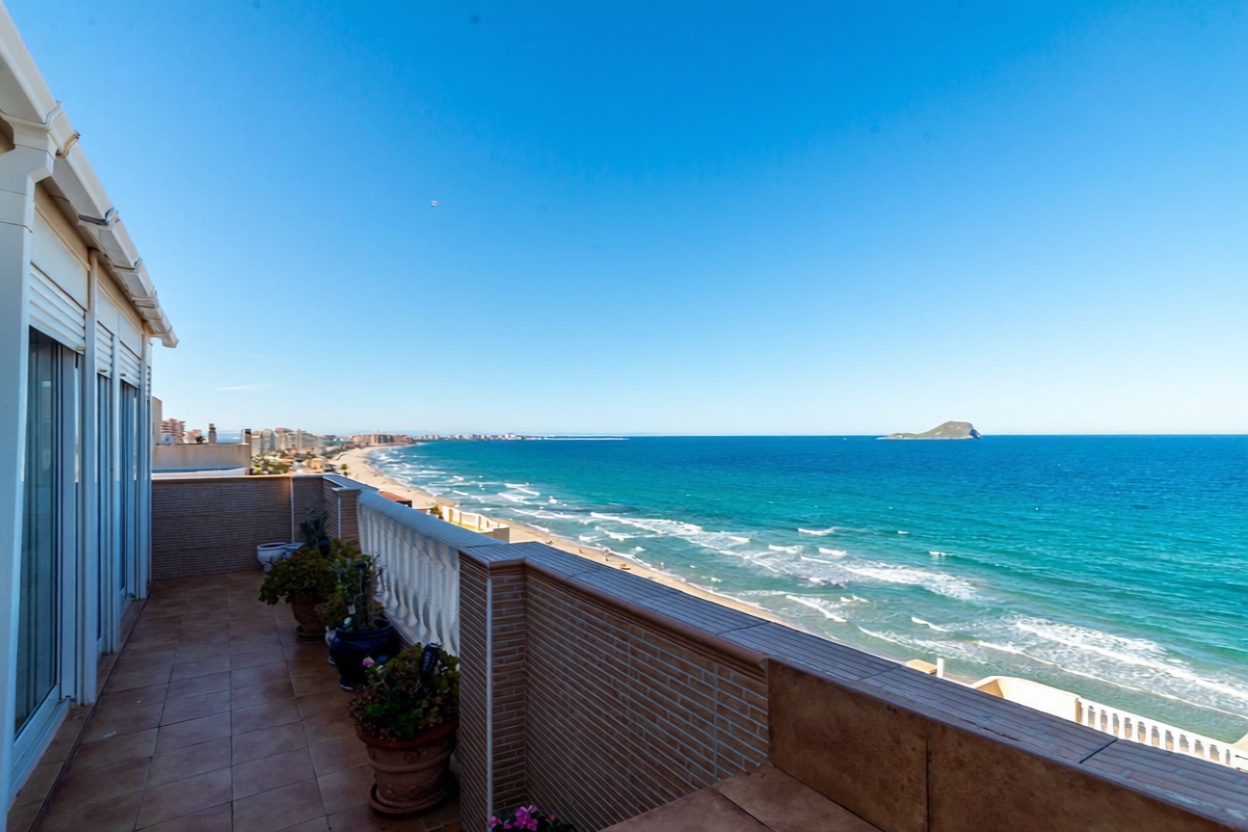 Seafront attic in La Manga del Mar Menor