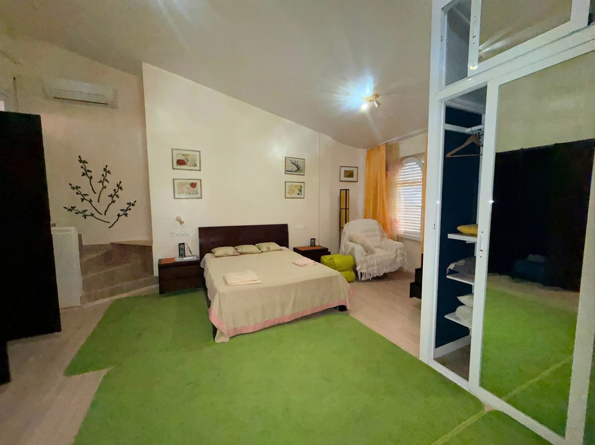 Chalet with direct beach access in La Manga del Mar Menor — Bedroom