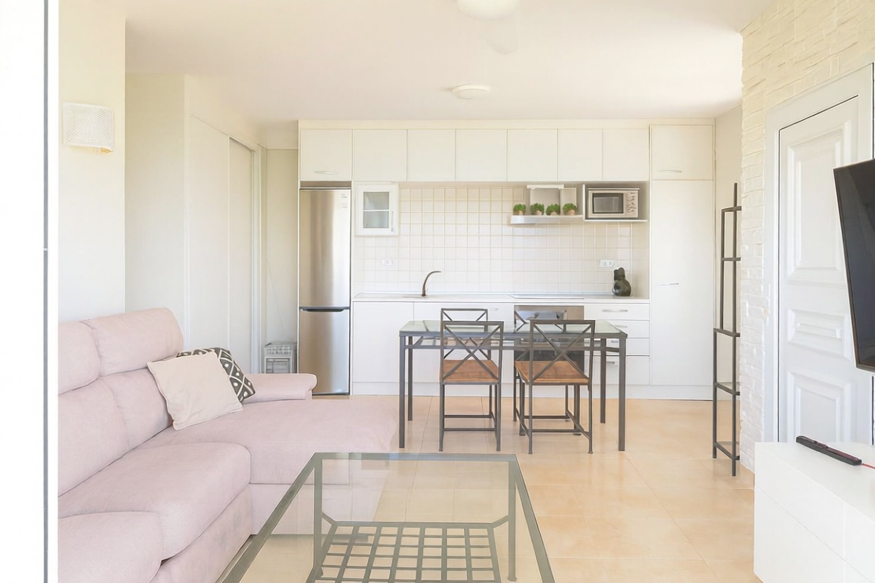 Beachfront flat in La Manga del Mar Menor — Kitchen