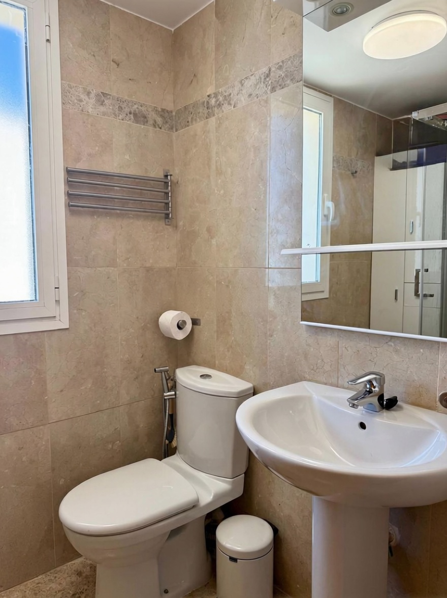 Ático en primera línea de mar en La Manga del Mar Menor — Baño