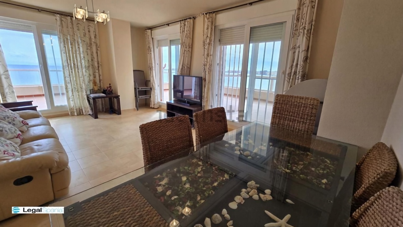 Appartement en première ligne de plage à La Manga del Mar Menor — Séjour