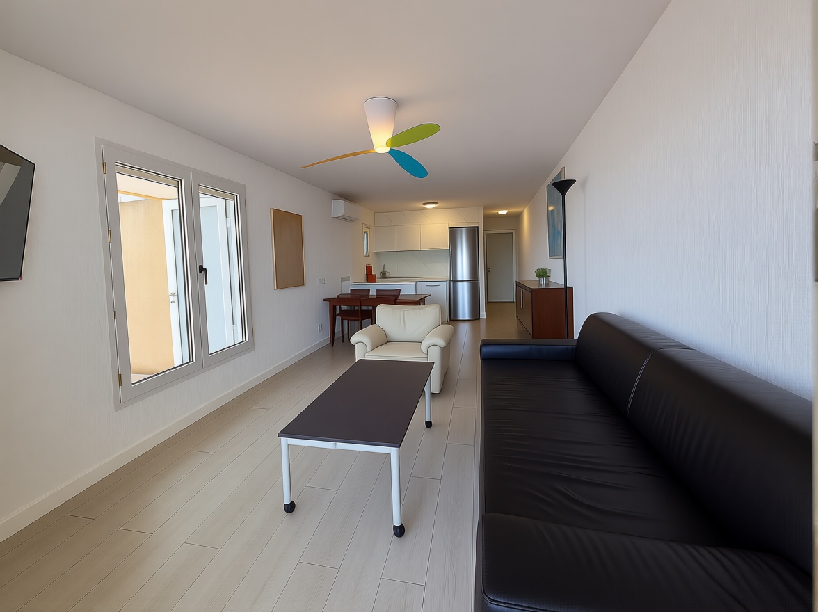 Apartamento em primeira linha de praia em La Manga del Mar Menor — Sala