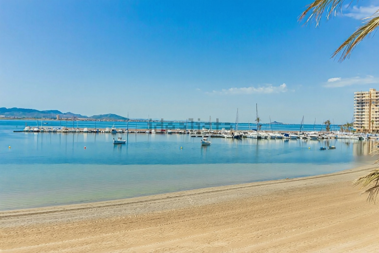 Seafront attic in La Manga del Mar Menor — Sea view