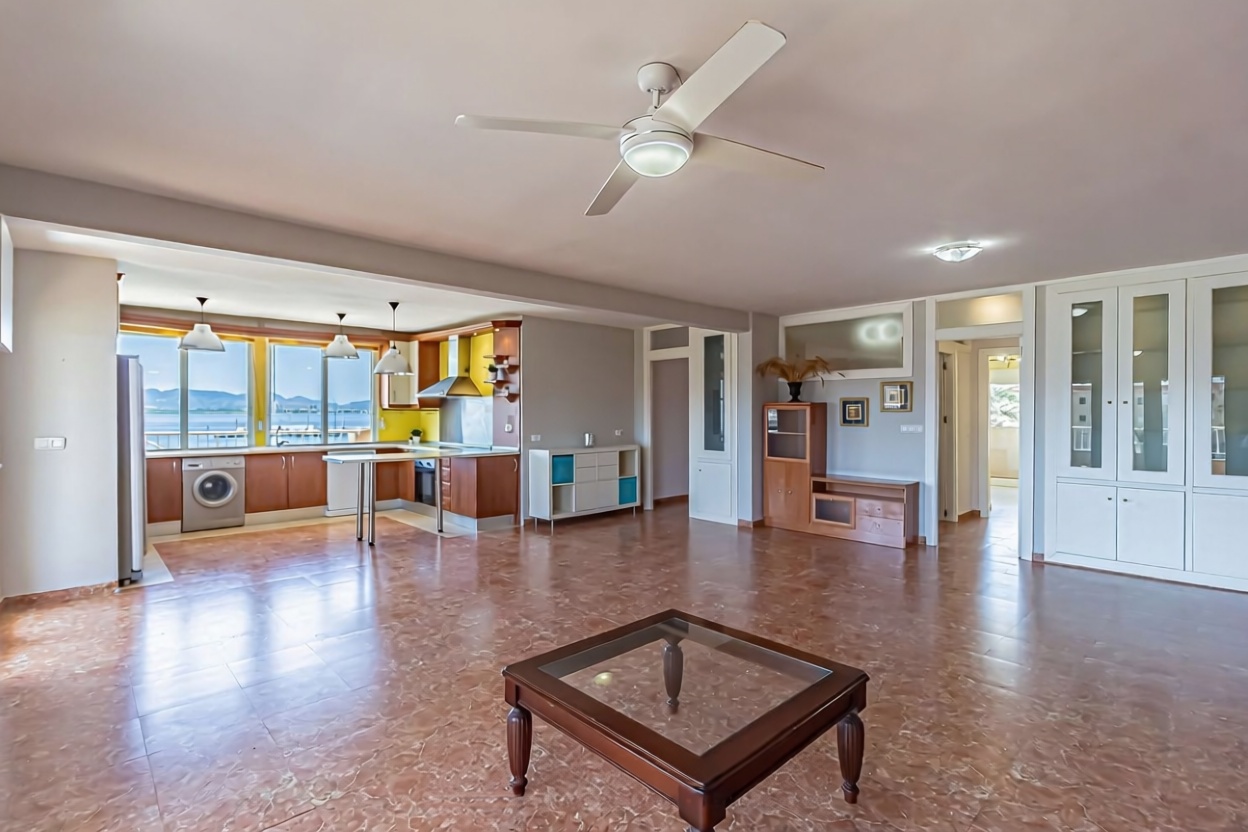 Seafront attic in La Manga del Mar Menor — Living room