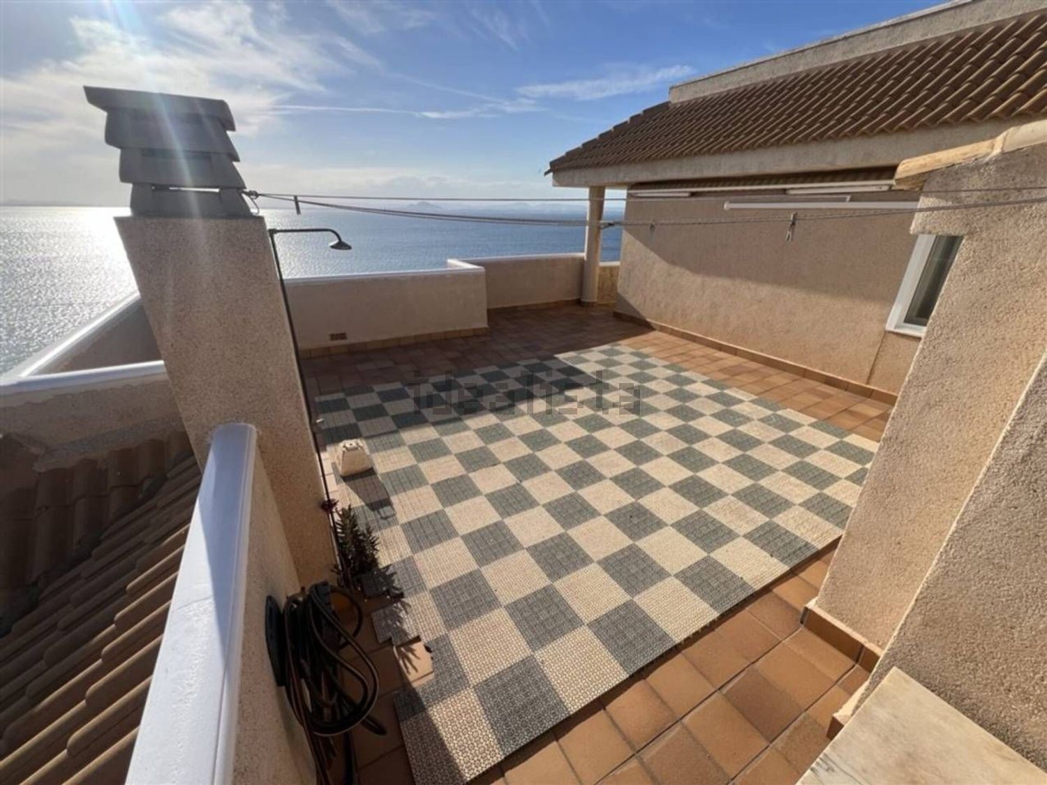 Ático en venta en primera línea de mar en La Manga del Mar Menor