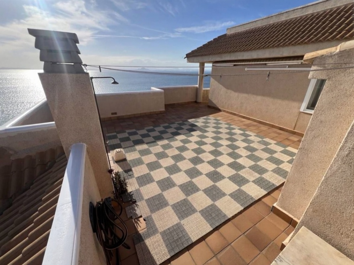 Appartement en attique en première ligne de mer à La Manga del Mar Menor