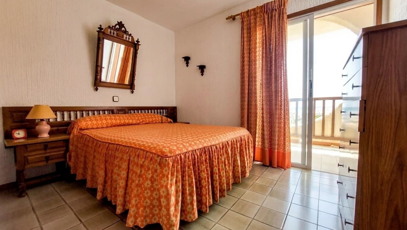 Beachfront duplex in La Manga del Mar Menor — Bedroom
