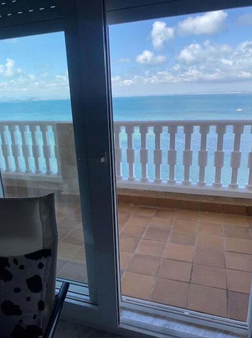 Appartement en attique en première ligne de mer à La Manga del Mar Menor