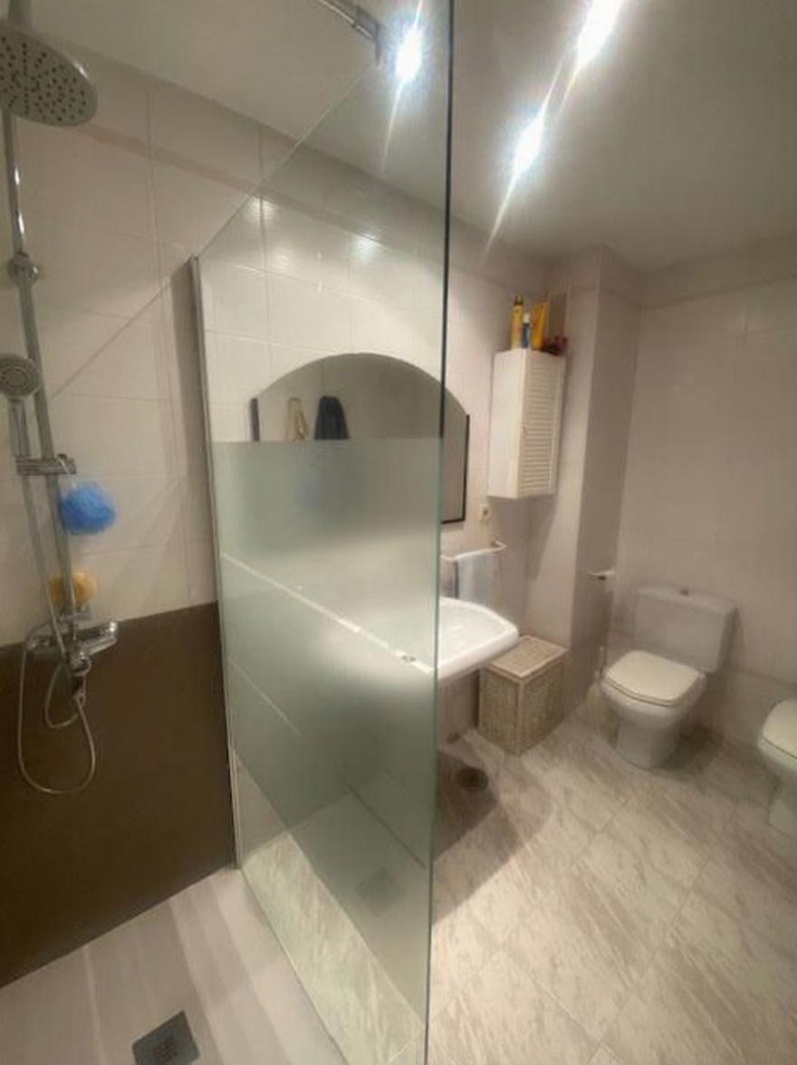 Penthouse in erste Meereslinie in La Manga del Mar Menor — Bad