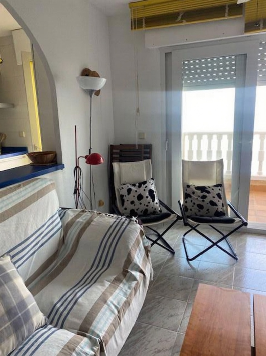 Penthouse in erste Meereslinie in La Manga del Mar Menor — Wohnzimmer