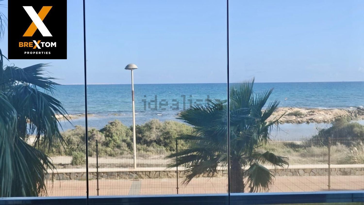 Apartamento à venda pé na areia em La Manga del Mar Menor