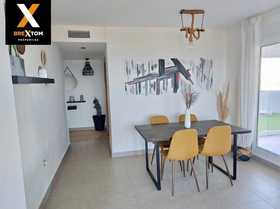 Apartamento em primeira linha de praia em La Manga del Mar Menor — Sala