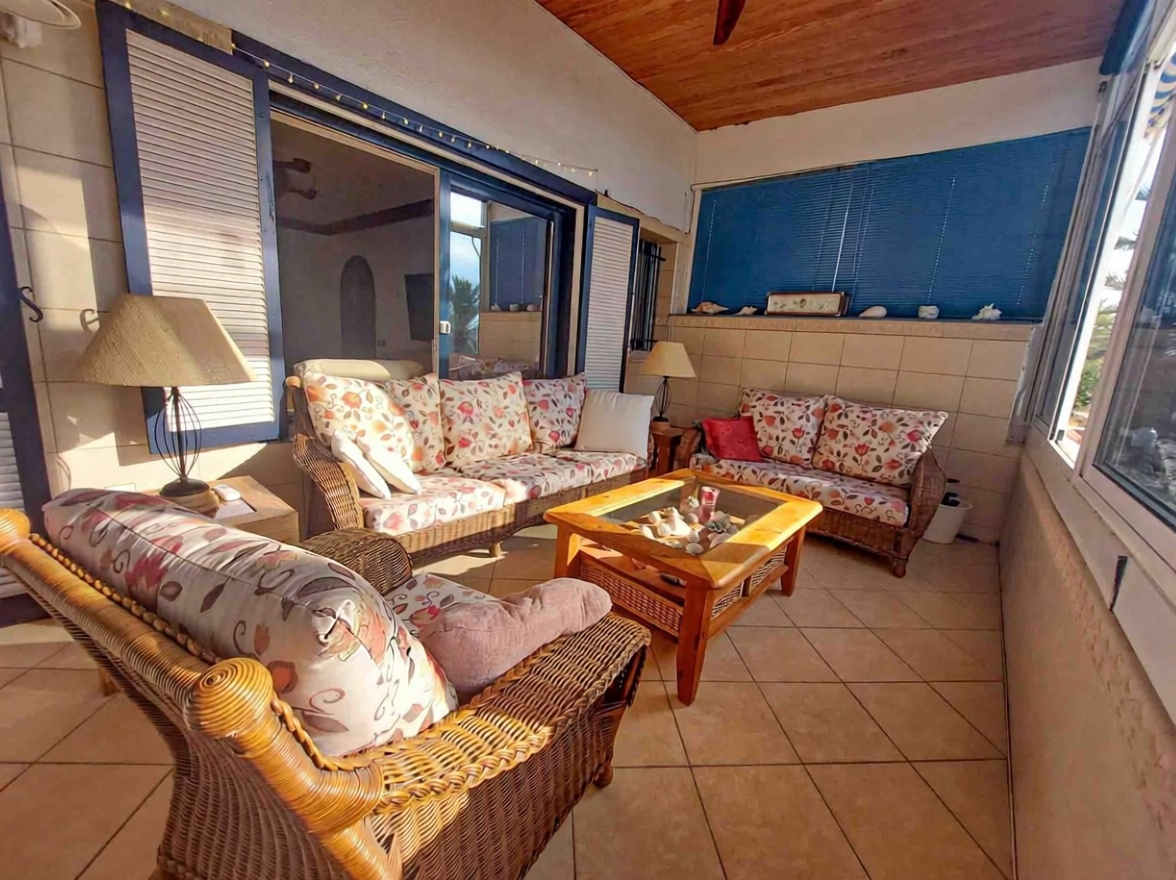 Apartamento em primeira linha de praia em La Manga del Mar Menor