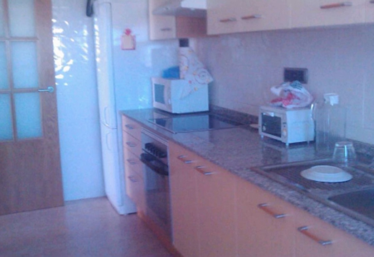 Beachfront flat in La Manga del Mar Menor — Kitchen
