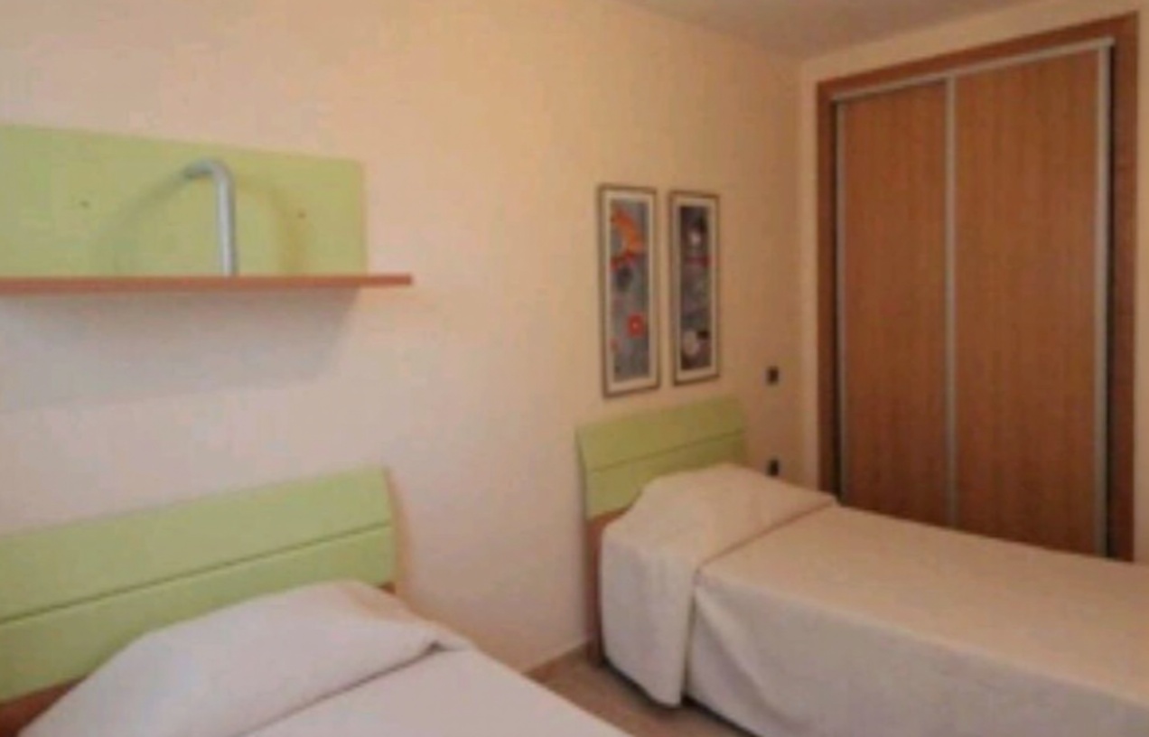 Beachfront flat in La Manga del Mar Menor — Bedroom