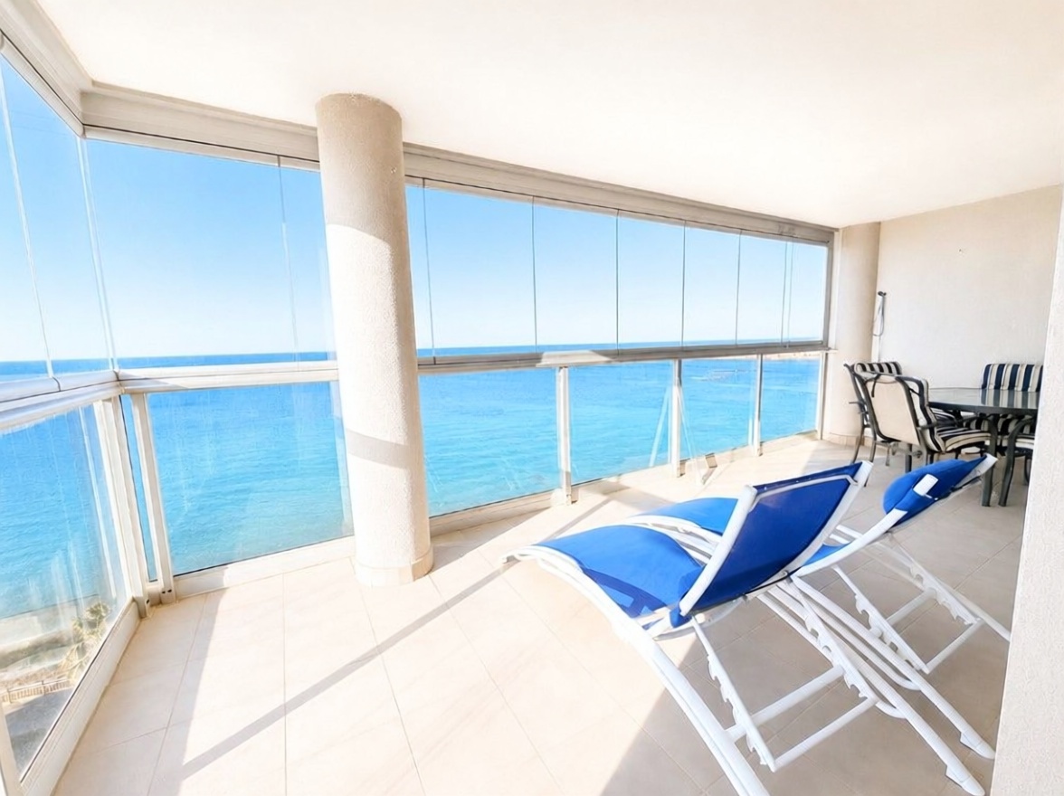 Apartamento em primeira linha de praia em La Manga del Mar Menor