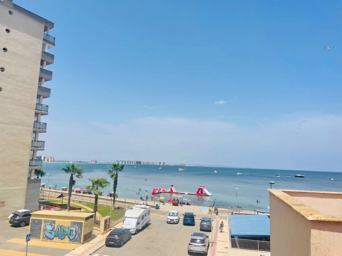 Chalet avec accès direct à la plage à La Manga del Mar Menor — Vue mer