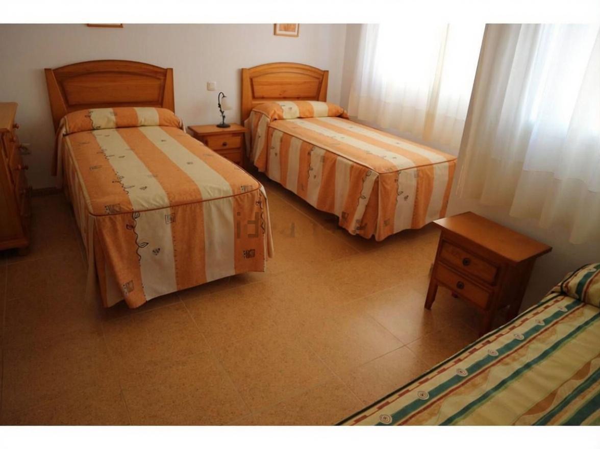 Chalet con acceso directo a playa en La Manga del Mar Menor — Dormitorio