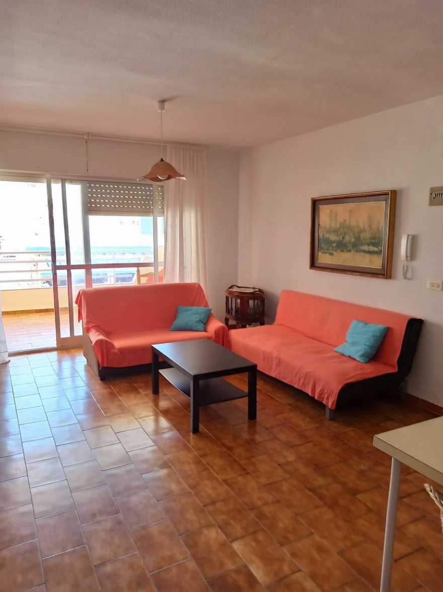 Appartement en première ligne de plage à La Manga del Mar Menor — Séjour