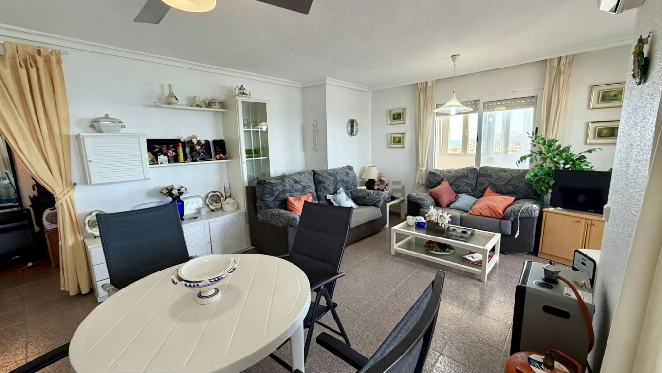 Seafront attic in La Manga del Mar Menor — Living room