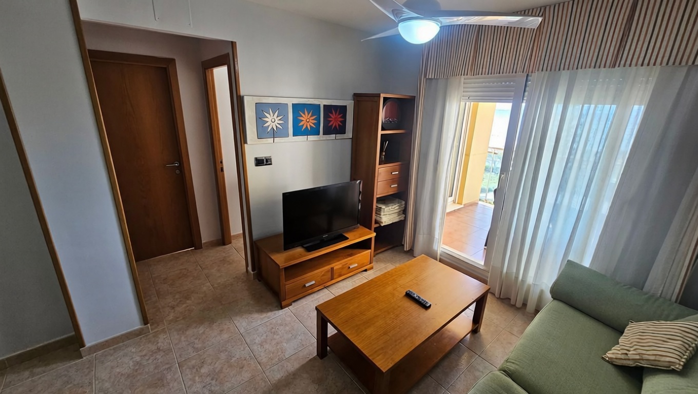 Beachfront flat in La Manga del Mar Menor — Living room