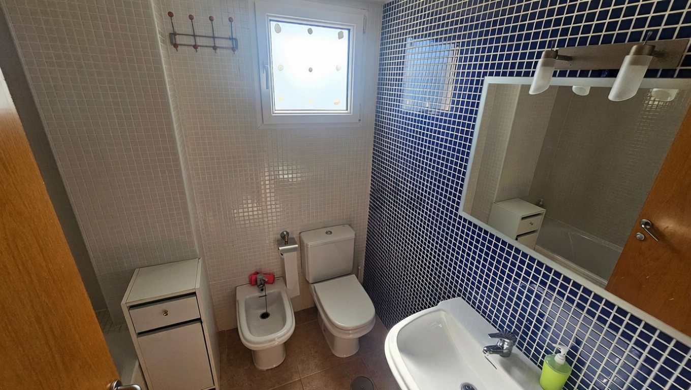 Beachfront flat in La Manga del Mar Menor — Bedroom