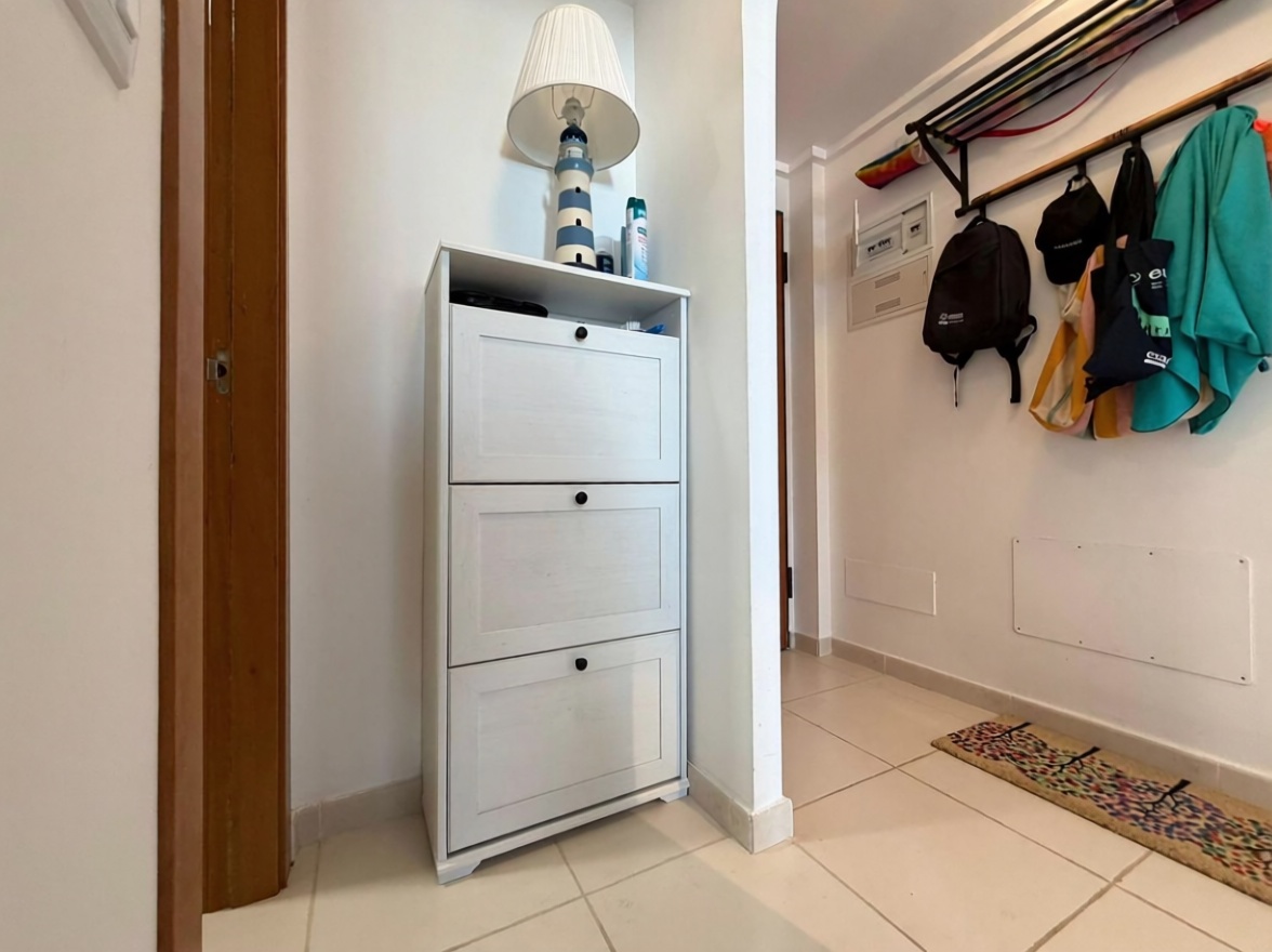 Apartamento em primeira linha de praia em La Manga del Mar Menor — Quarto